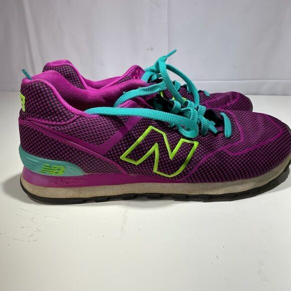 NEW BALANCE 574 9,5  B Women Running Shoes - Picture 1 of 7